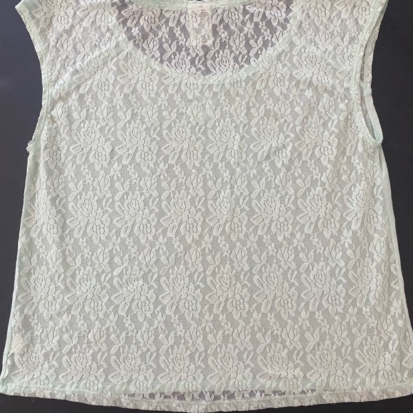 Victoria secret top - Picture 2 of 3